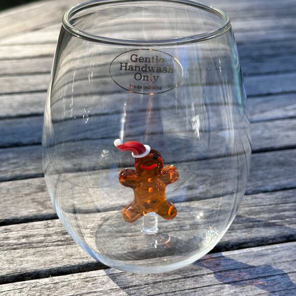 New Handblown Glass Stemless Wine Glass Decorated Gingerbread Man Holiday Décor - Picture 6 of 11